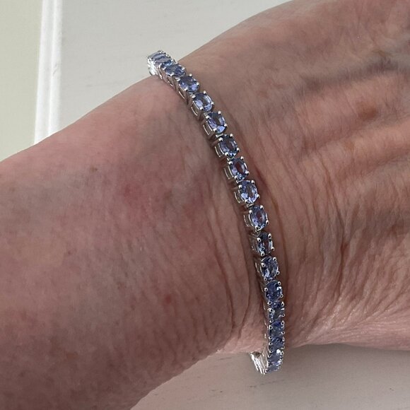 Tanzanite!!Fabulous color!! Sterling Silver Tennis Bracelet NWOT